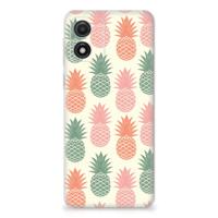 Motorola Moto E13 | Siliconen Case | Ananas