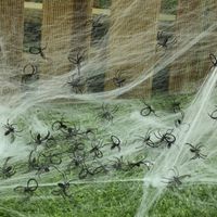 Fiestas Nep spinnen/spinnetjes 3 x3 cm - zwart - 50x stuks - Horror/griezel thema decoratie beestjes   -