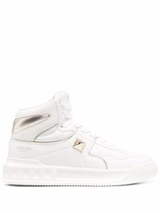 Valentino Garavani baskets à ornements Rockstud - Blanc
