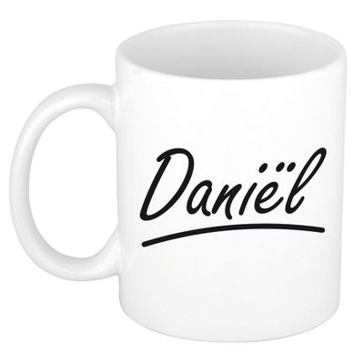 Naam cadeau mok / beker Dani?l met sierlijke letters 300 ml