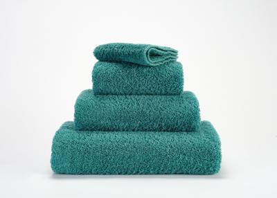 Abyss & Habidecor Abyss & Habidecor Super Pile Handdoek 55x100 325 dragonfly