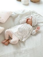 Set pasgeboren baby 3 delen haarband, jurk met motief en legging nude met print - thumbnail