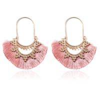Deja Jewels Bohemian Goudkleurige Oorbellen met Roze Franje Waaierhangers