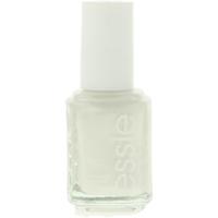 Essie 4 Pearly white