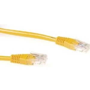 ACT Gele 0,5 meter U/UTP CAT6A patchkabels met RJ45 connectoren
