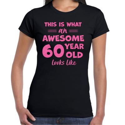 Verkleed T-shirt voor dames - leeftijd 60 jaar - awesome - zwart - glitter roze - Verjaardagsfeest Verkleed T-shirt voor dames - leeftijd 60 jaar - awesome - zwart - glitter roze - Verjaardagsfeest