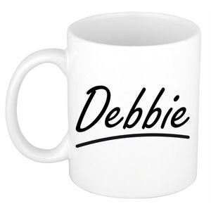 Naam cadeau mok / beker Debbie met sierlijke letters 300 ml   -