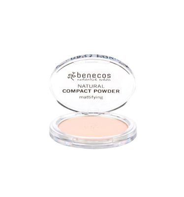 Natural compact powder fair