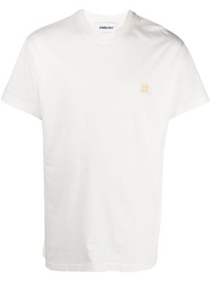 AMBUSH t-shirt en coton à patch logo - Tons neutres