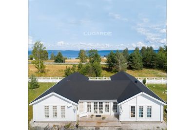Lugarde B69 Blokhut 1690x1340 cm 68 mm vurenhout blank- Zadeldak- Hout- Lugarde