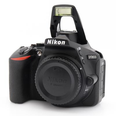 Nikon D5600 body occasion