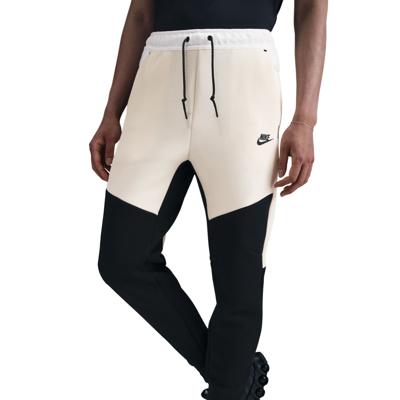 Nike Tech Fleece Sportswear Joggingbroek Beige Zwart Gebroken Wit Nike Tech Fleece Sportswear Joggingbroek Beige Zwart Gebroken Wit