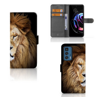 Motorola Edge 20 Pro Telefoonhoesje met Pasjes Leeuw