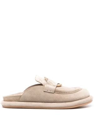 Moncler mules Bell en daim - Tons neutres