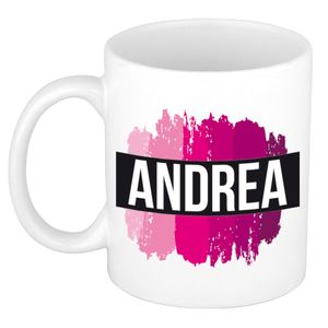 Naam cadeau mok / beker Andrea  met roze verfstrepen 300 ml   -