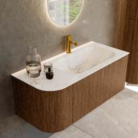 Mondiaz KURVE-DLUX 105 cm Onderkast Greeploos 1 Lade Met Deuren Walnut, Wastafel Solid Surface Rechts Frappe 1 Kraangat Zonder Spiegel (KRVBGS105L1L1D1KR-Wal/Fra)