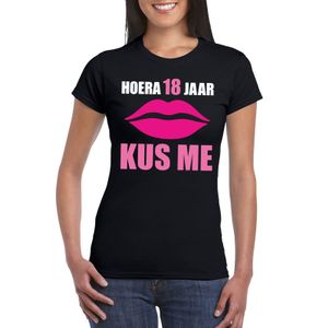 Hoera 18 jaar kus me t-shirt zwart dames