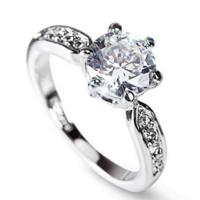 Vrouwelijke klassieke Crystal Six-Claw Diamond Ring Trouwring ring maat: 8 (witgoud)