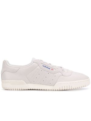 adidas baskets Powerphase - Gris