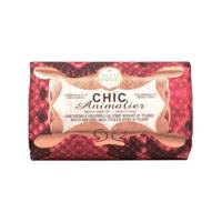 Nesti Dante chic animalier wild orchid, red rea leaves & tiare zeep 250gr.