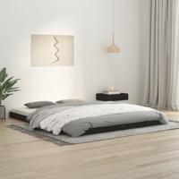 Bedframe massief grenenhout zwart 150x200 cm