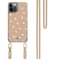 iPhone 12 (Pro) hoesje met beige koord - Sweet daisies