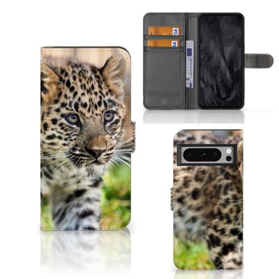 Google Pixel 8 Pro | Telefoonhoesje | Met pasjeshouder | Baby Luipaard