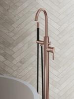 Vrijstaande badkraan SaniClear Copper Stripes | Hoogte uitloop 100 cm | Draaibare uitloop | Mengkraan | Geborsteld koper
