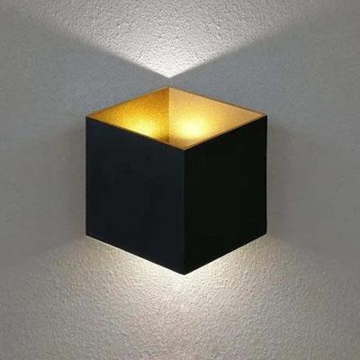 Wandlamp vierkant zwart goud &apos;Square&apos; led lamp 10W modern IP44