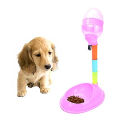 Dierbenodigdheden huisdier hond kat 2 in 1 automatische toevoer & drenken verticaal verstelbare Rod huisdier Water Food Feeder capaciteit: 600ML(Pink