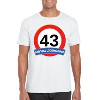 43 jaar and still looking good - t-shirt verkeersbord print - wit - heren - verjaardag