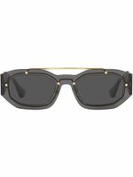 Versace Eyewear lunettes de soleil VE2235 à monture rectangulaire - Gris