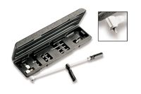 Beta Haakse schroevendraaier (90°) lange uitvoering, met bits in kunststof koffer. 1439K7 - 014390101