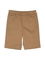 Moncler Enfant short à patch logo - Marron