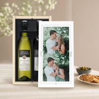 Wijnpakket in bedrukte kist - Maison de la Surprise - Merlot en Sauvignon Blanc