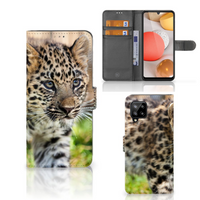 Samsung Galaxy A42 5G Telefoonhoesje met Pasjes Baby Luipaard