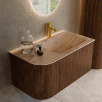 Badmeubel Mondiaz Kurve-Dlux | 85 cm | Meubelkleur Walnut | Wastafelkleur Arena | Solid surface | Wasbak rechter zijde spoelbak | 1 kraangat