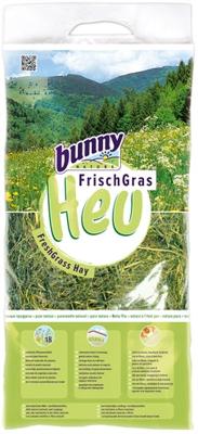 Bunny Nature vers gras hooi