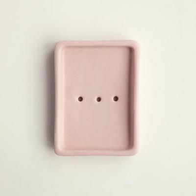 Day 1 Handgemaakt Keramieken Zeepbakje Oudroze met Gaatjes Day 1 Handgemaakt Keramieken Zeepbakje Oudroze met Gaatjes