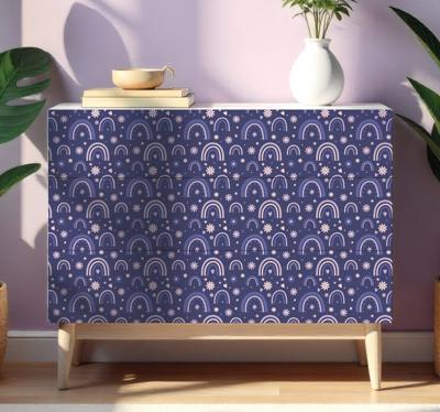 Meubel sticker paarse regenbogen