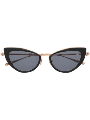 VALENTINO GARAVANI EYEWEAR lunettes de soleil Rockstud à monture papillon - Or