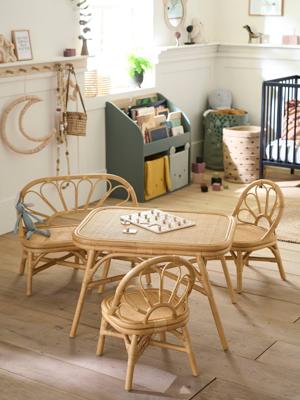 Set met 2 stoelen en tafel in rotan hout