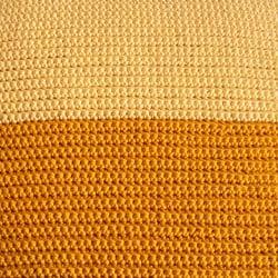 Yarn and Colors Two Tones Comfy Cushion Haakpakket L 011 Golden Glow / Mustard