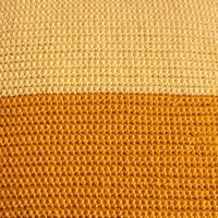 Yarn and Colors Two Tones Comfy Cushion Haakpakket L 011 Golden Glow / Mustard