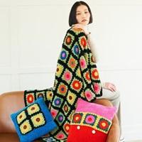 Stylecraft haakpatroon Squeeze Me Crochet Blanket and Cushions