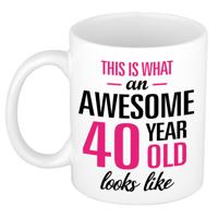 Verjaardag cadeau mok 40 jaar - roze - grappige tekst - 300 ml - keramiek   -
