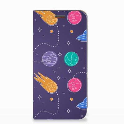 Motorola Moto E5 Play Hippe | Standcase | Space