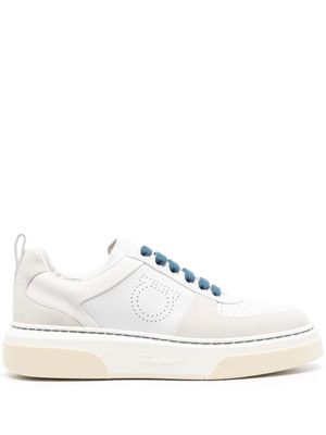 Ferragamo baskets Cassina - Blanc