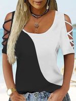 Black and white classic color contrast design sense off shoulder fit holiday top T-shirt - thumbnail