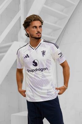 Manchester United Shirt Uit Senior 2025/2026 - Maat L - Kleur: Wit | Soccerfanshop
